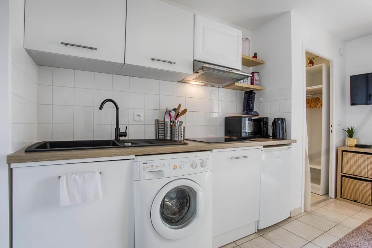 Cosy Flat At 100M From The Beach And Parking Apartment Уистреам Екстериор снимка
