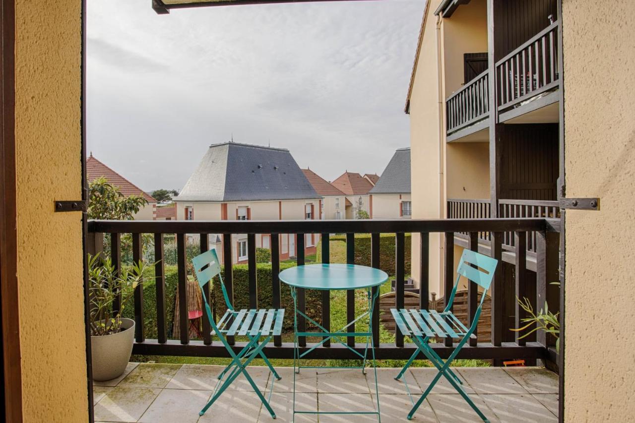 Cosy Flat At 100M From The Beach And Parking Apartment Уистреам Екстериор снимка